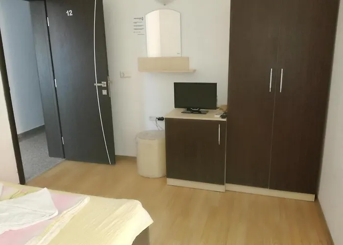 деневи 2* 普里莫尔斯科