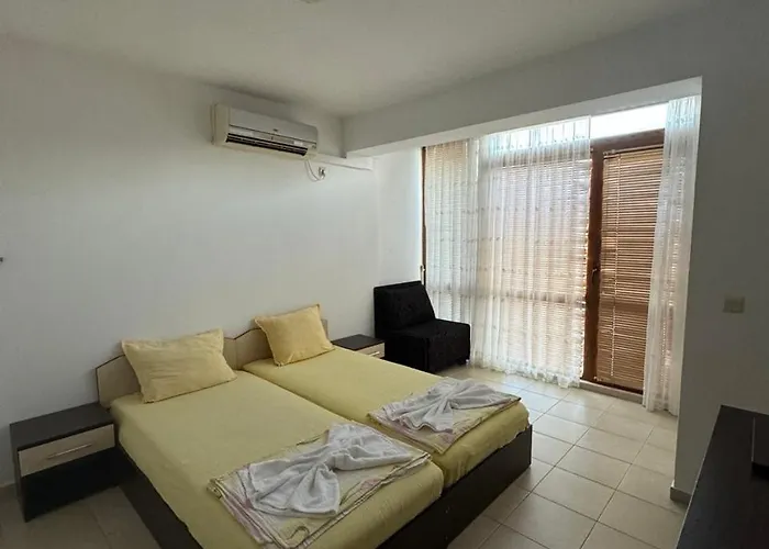 деневи Gasthof Primorsko